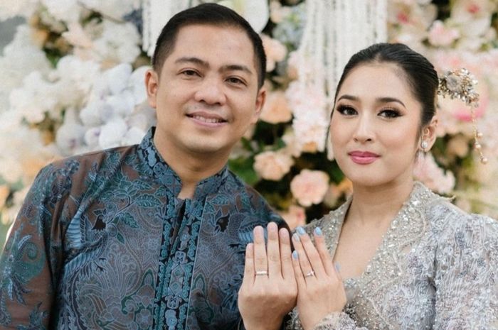 Ade Govinda dan indi arisa