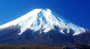 Gunung Fuji, Polisi Jepang Menyelamatkan Wanita Indonesia